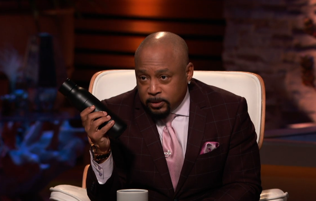 daymond john checking larq water bottle