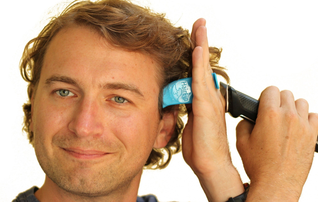 man doing haircut