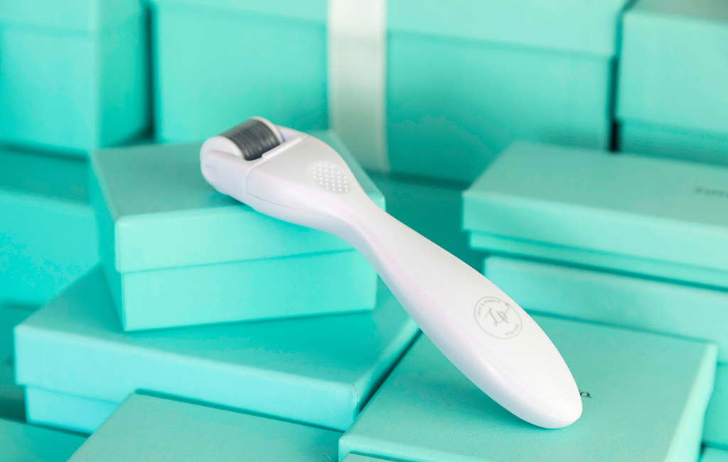 Microneedling tool