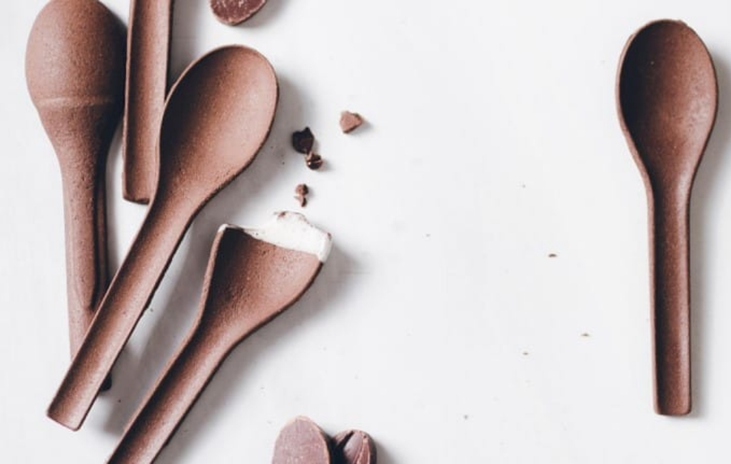 dark edible spoons