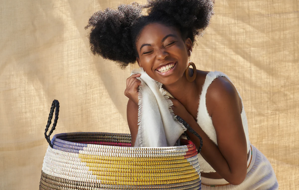 a girl with a exhibition subsahara basket