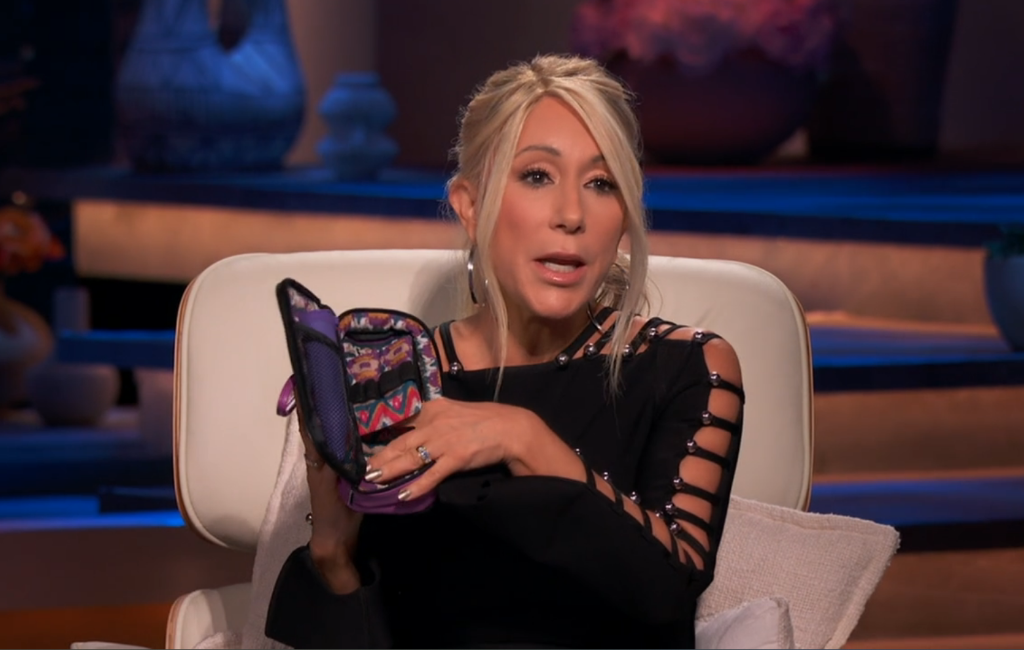 lori greiner checking the premium stealth bros & co. dopp kit