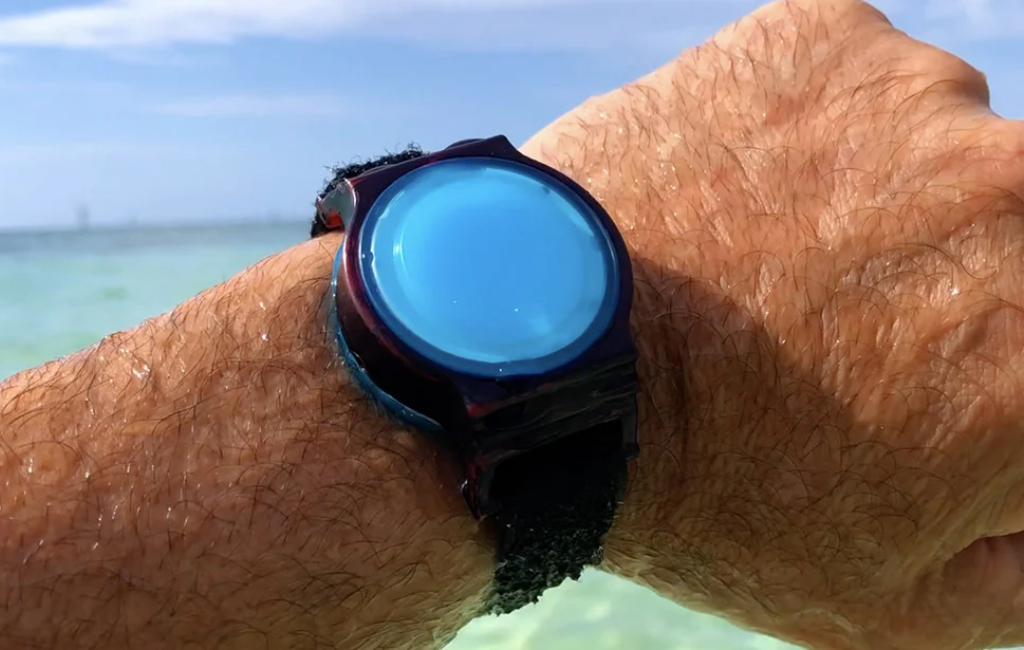 surf band pro on wrist