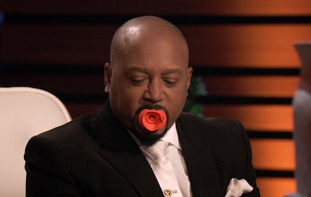 daymond-testing-the-pop-pacifiers