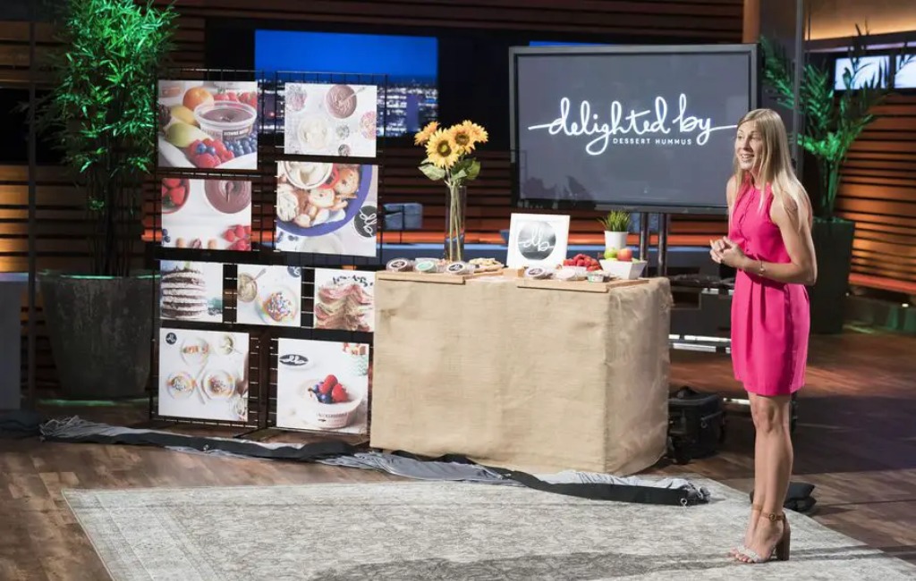 founder-of-delighted-by-hummus-pitching-on-shark-tank