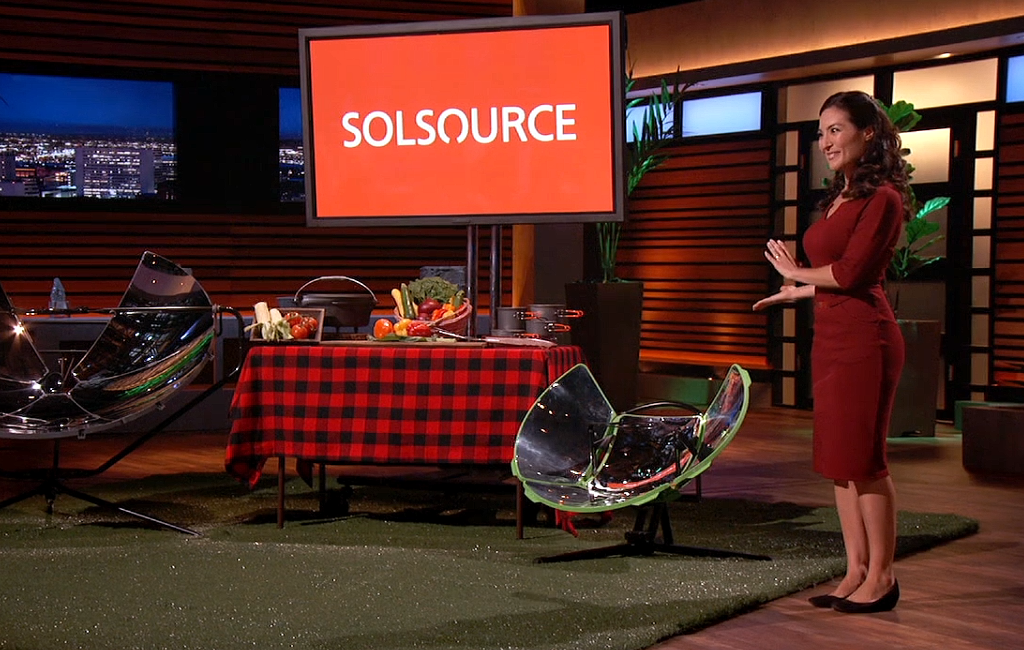 founderof-solsource-pitching-on-shark-tank