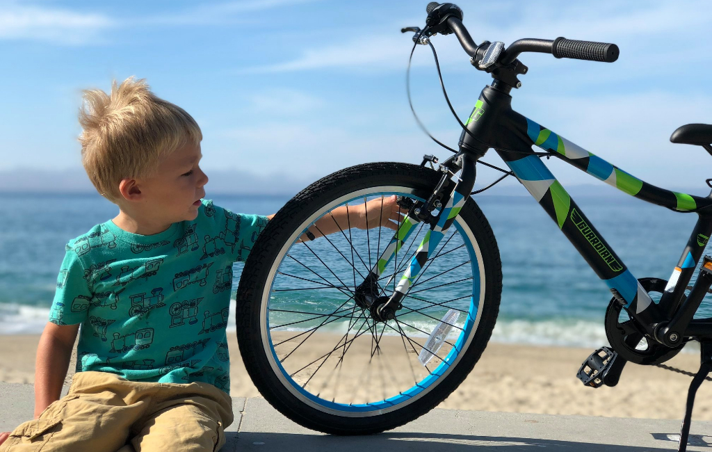 kid-bike-beach