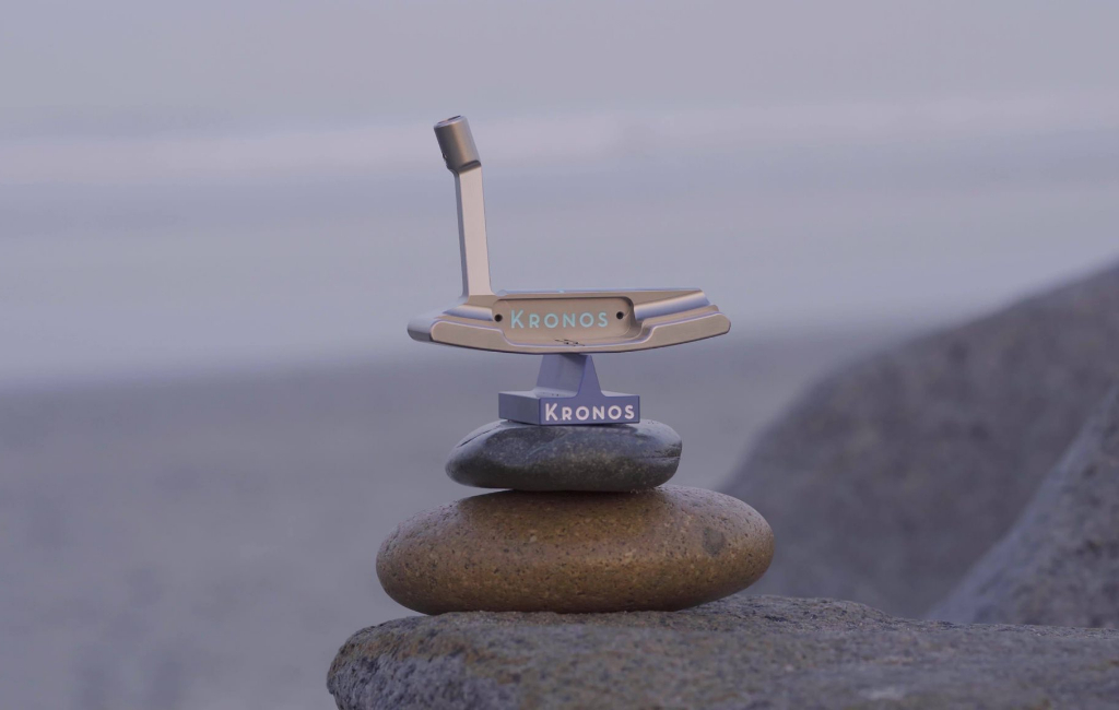 kronos putter on rock