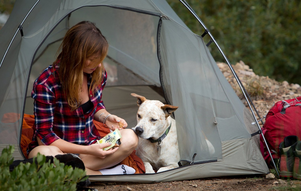 turbopup-meal-while-camping