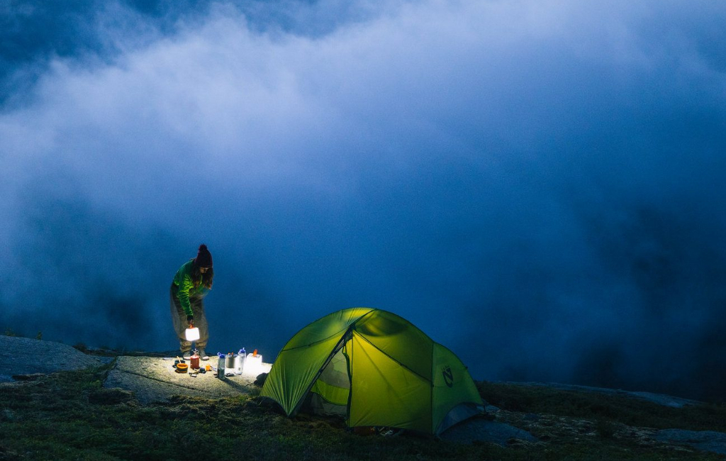 camping-in-the-mountains