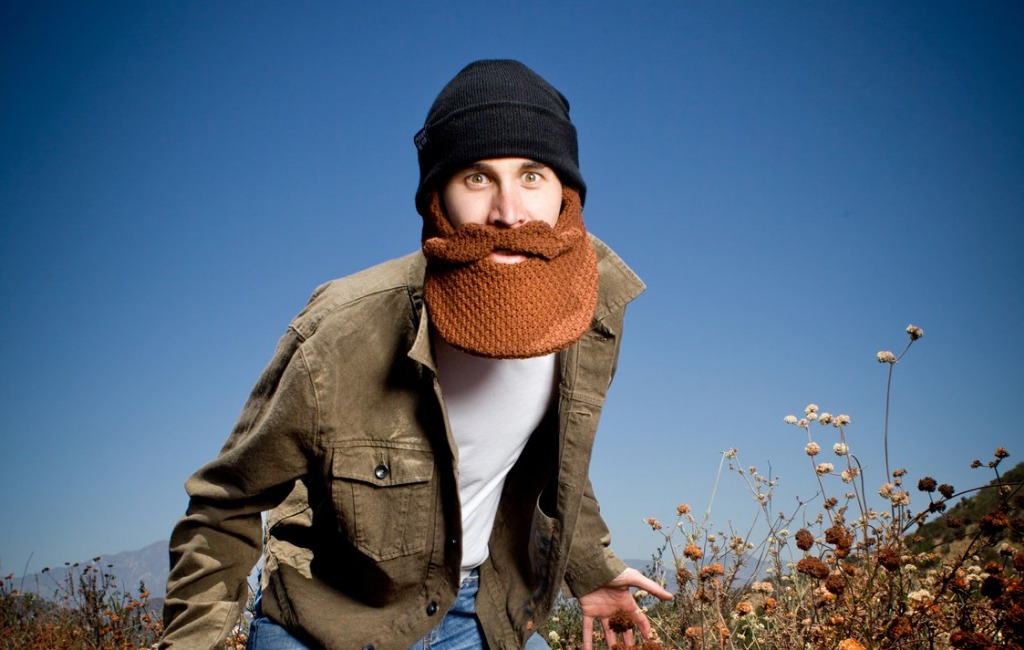 a-man-wearing-beard-head-product