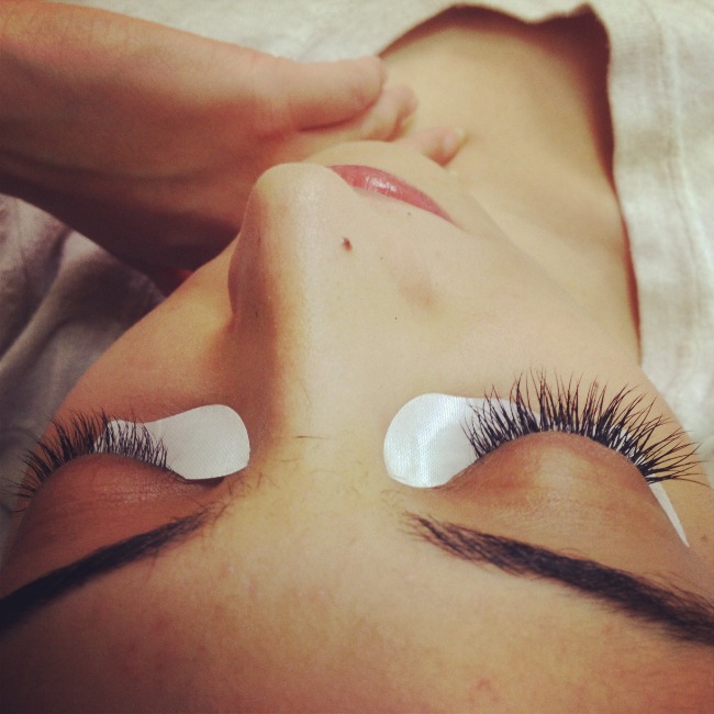 mikki-bey-eyelash-extensions