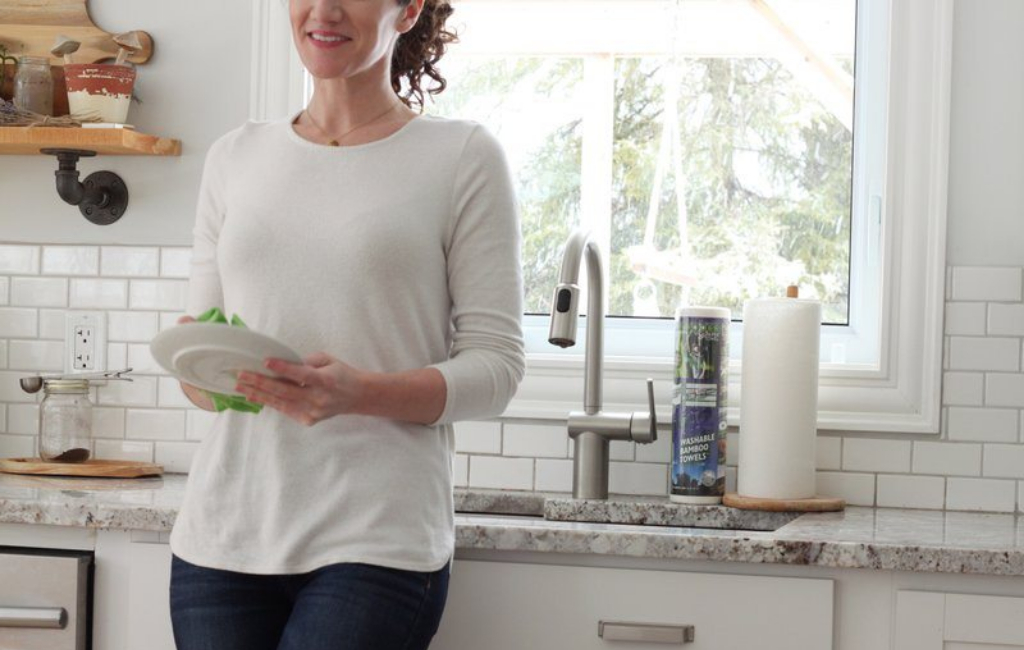 woman-in-the-kitchen