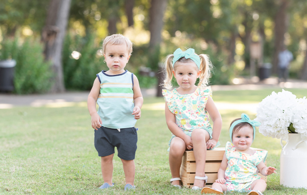 babies-in-sweet-outfit