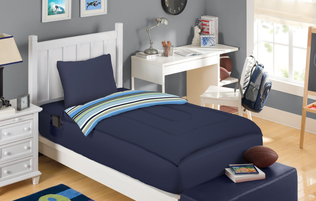 Full-Room-Navy-Stripes-Bedding