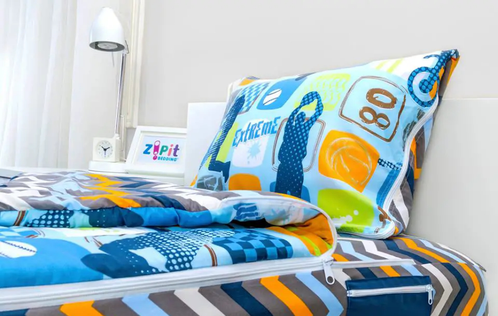 ZipIt-Bedding-for-boy