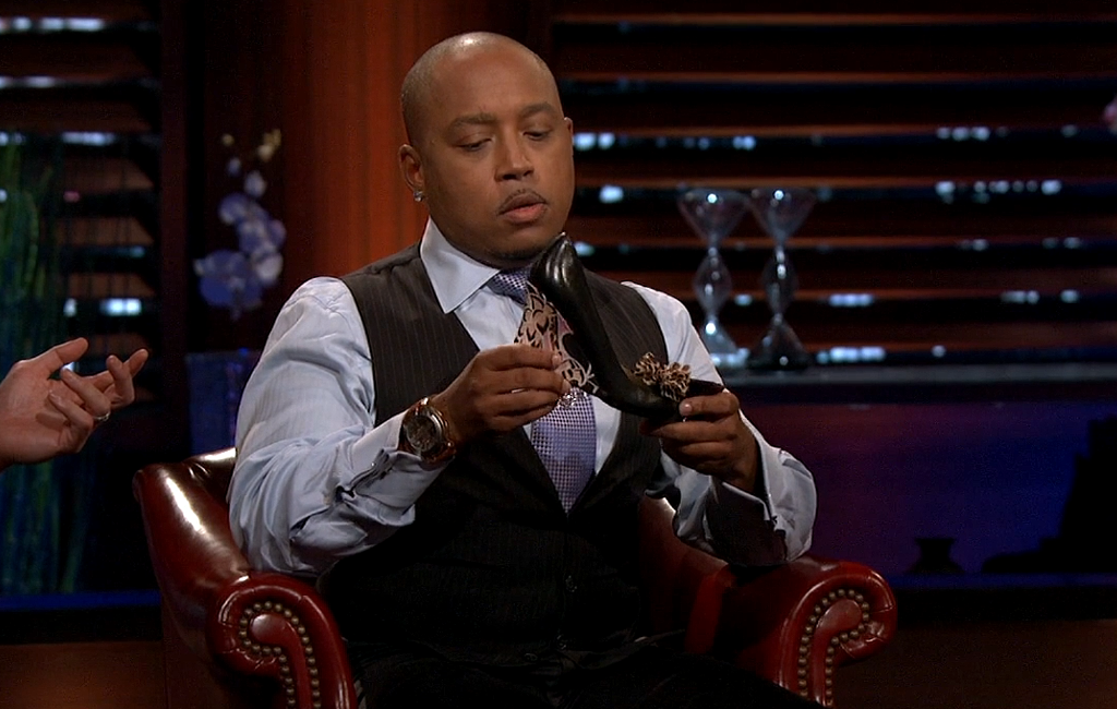 daymond-holding-jeska-shoes