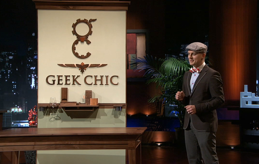 founder-of-geek-chic-pitching-on-shark-tank