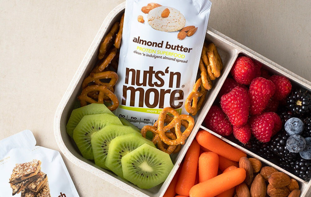 nuts-n-more-with-fruits