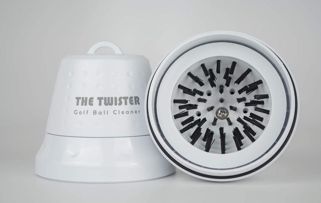 the-twister-golf-ball-cleaner