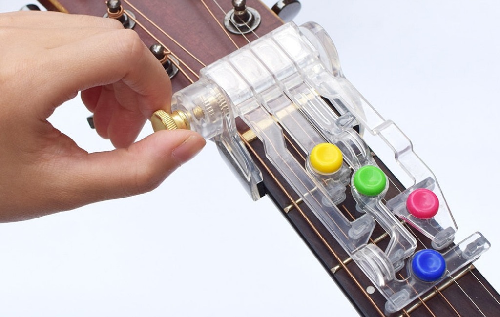 using-chord-buddy-guitar-learning-system