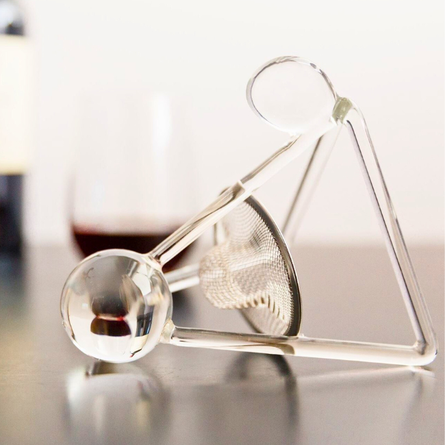 vinamor-wine-aerator-closeup